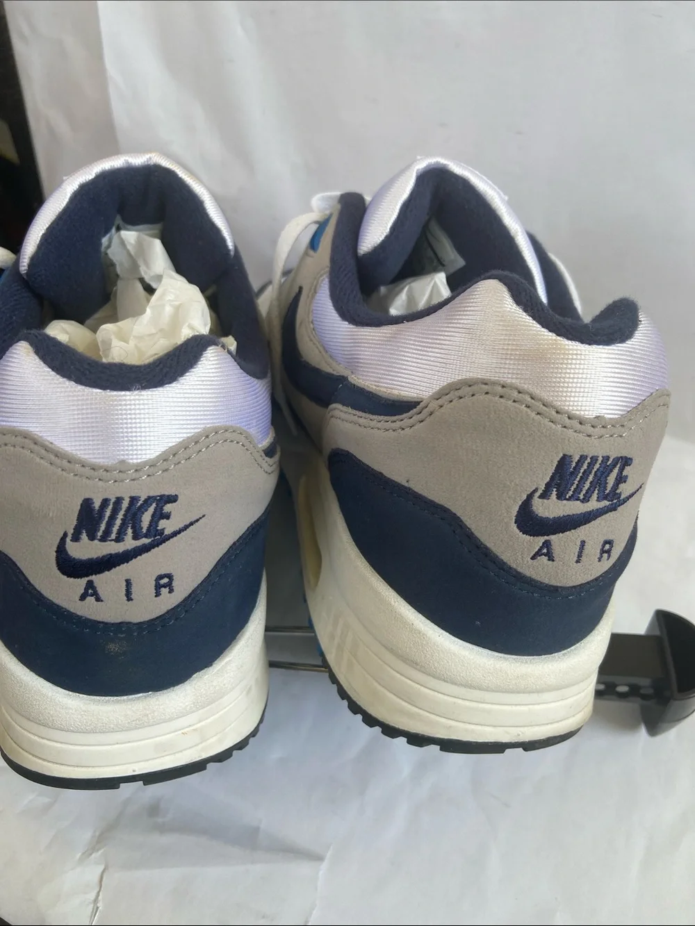 Nike Air Max Light/  WMS Size 10.5/ No Box